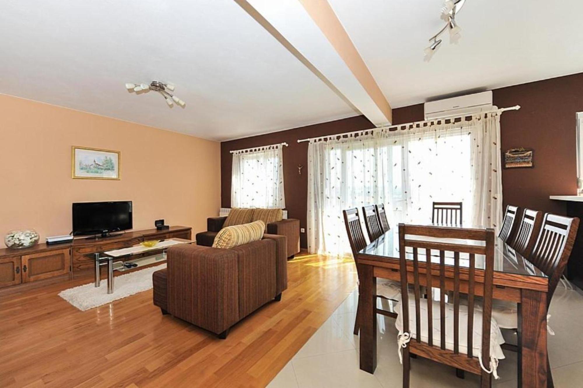 Veliki Apartman Petra Posedarje Kültér fotó