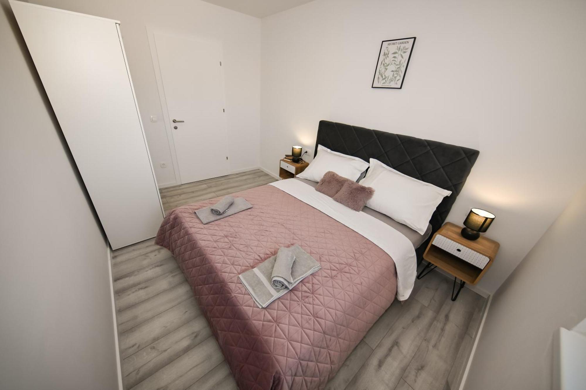 Veliki Apartman Petra Posedarje Szoba fotó