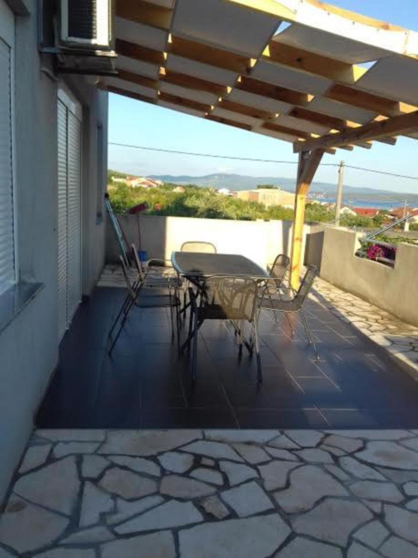 Veliki Apartman Petra Posedarje Kültér fotó