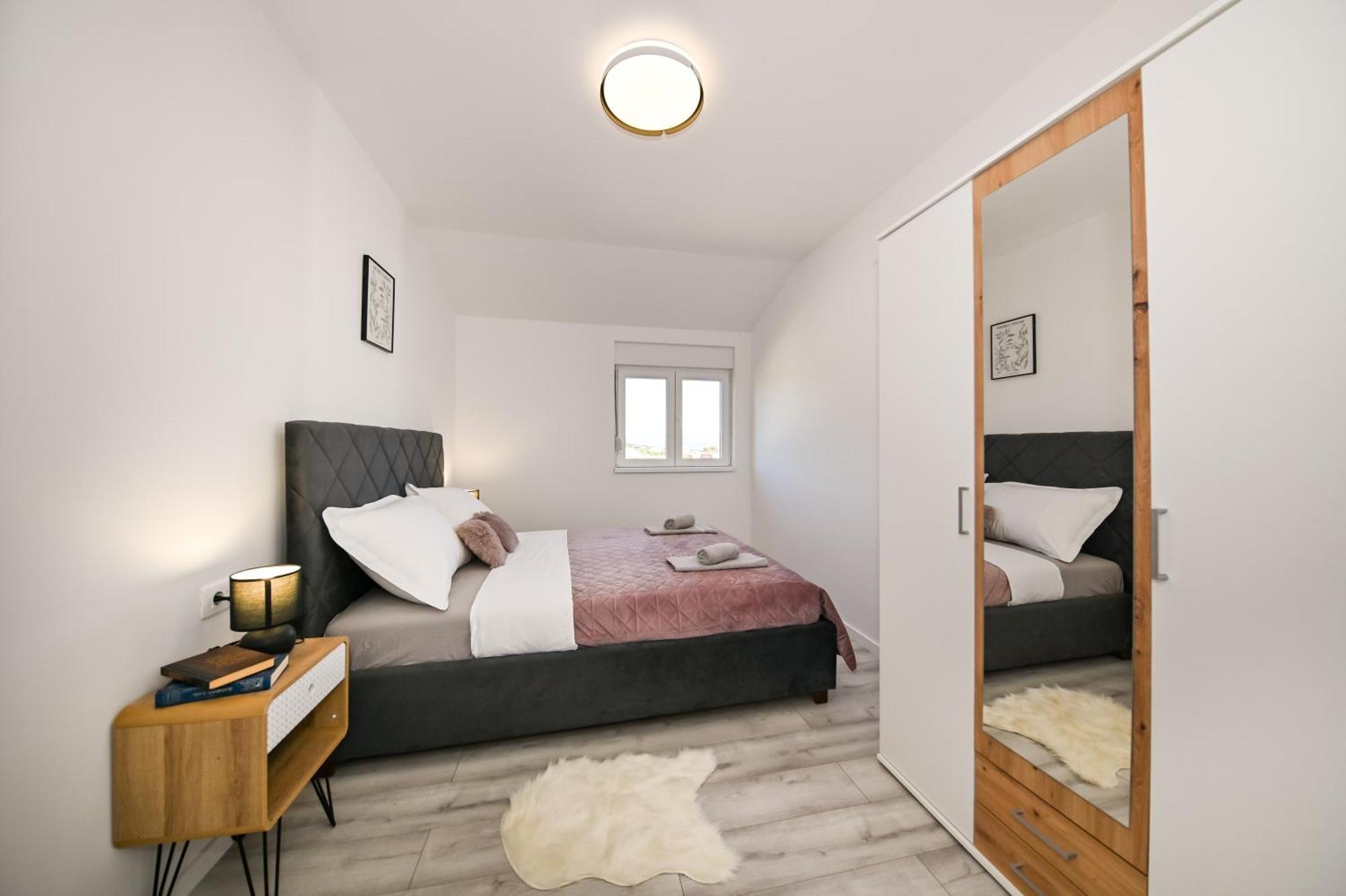 Veliki Apartman Petra Posedarje Kültér fotó